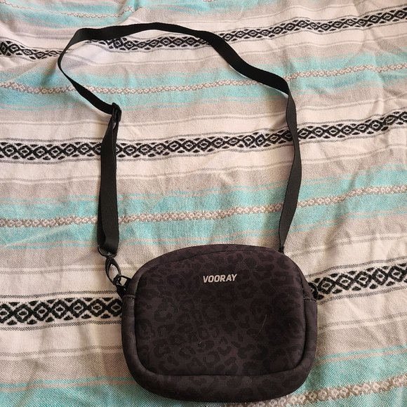 vooray Handbags - vooray crossybody bag camo